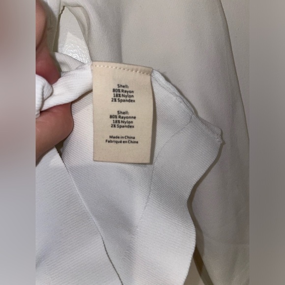 New! L'Agence Cardigan Toulouse in Ivory with Gold Buttons 🤍 XS! Sold Out! - Picture 16 of 16